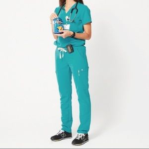 Figs Limited Edition Teal Scrub Set- size small